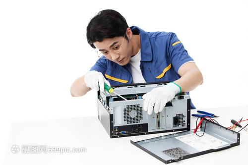 維修工拆解電腦 計算機維修的實戰指南